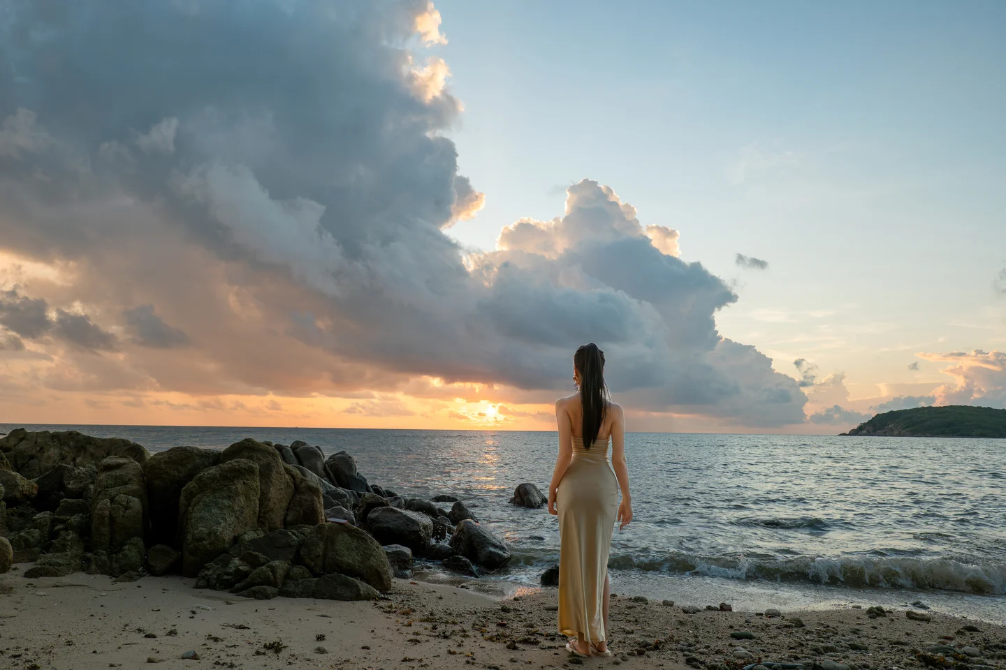 年年 - 海边维纳斯 [80P-549MB] tg@simisebaisi 【丝足阁】014.webp